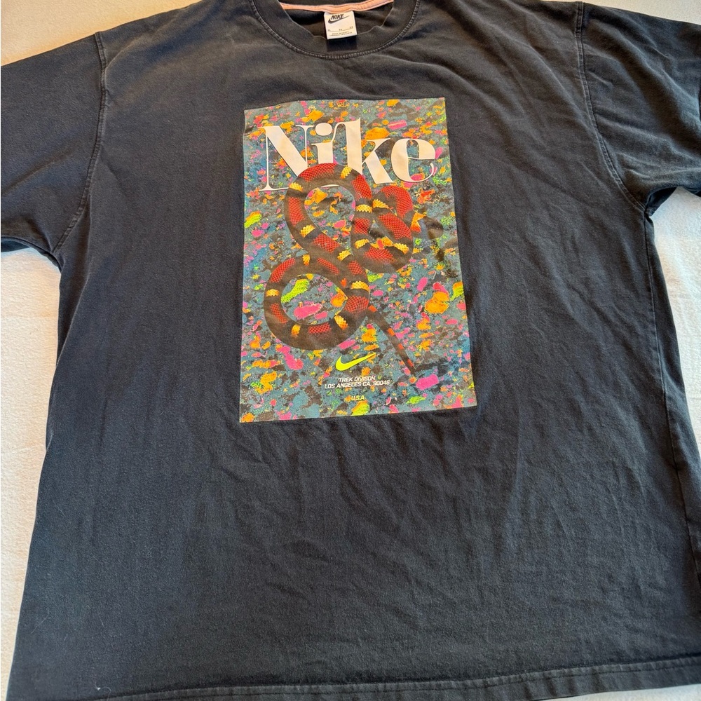 Nike Black Snack T-Shirt‎ Multicolor Graphic Men's Tee